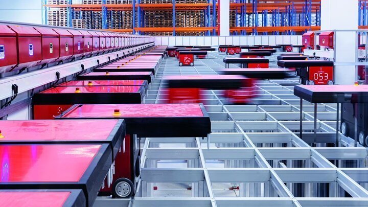 Rohlik spins out Veloq to power the next generation of AI-driven grocery fulfilment Rohlik spins out Veloq to power the next generation of AI-driven grocery fulfilment